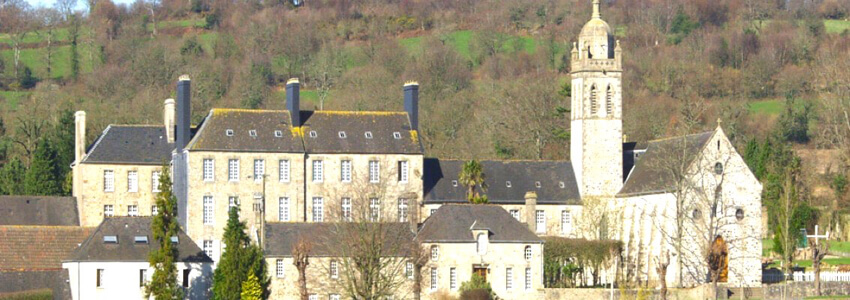 Abbaye de Bricquebec - Divine Box